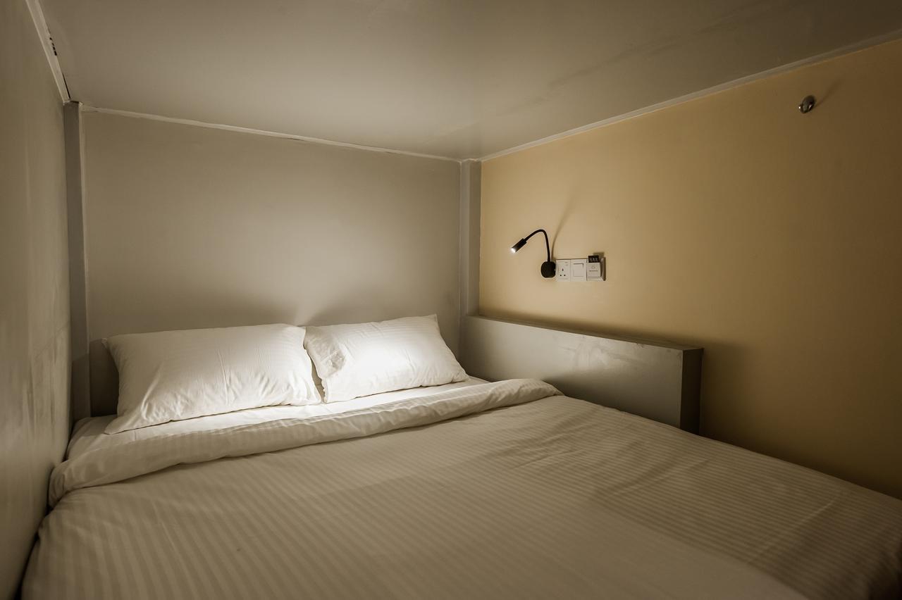 Bunk & Bilik Hotel Sri Petaling Kuala Lumpur Esterno foto