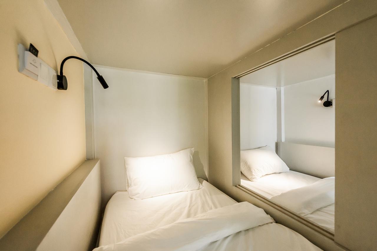 Bunk & Bilik Hotel Sri Petaling Kuala Lumpur Esterno foto